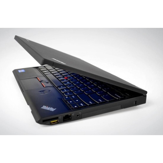 Lenovo ThinkPad X230 i5 4GB SSD 180GB A+ 12,5" portátil