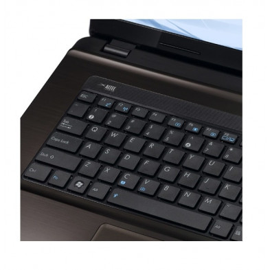 Asus K73SV 17,3" i5 8GB SSD 128GB A+ - Potente y Rápido