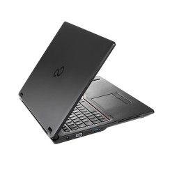 Fujitsu LifeBook E558 15,6" i5-8250U 8GB 256GB SSD FHD