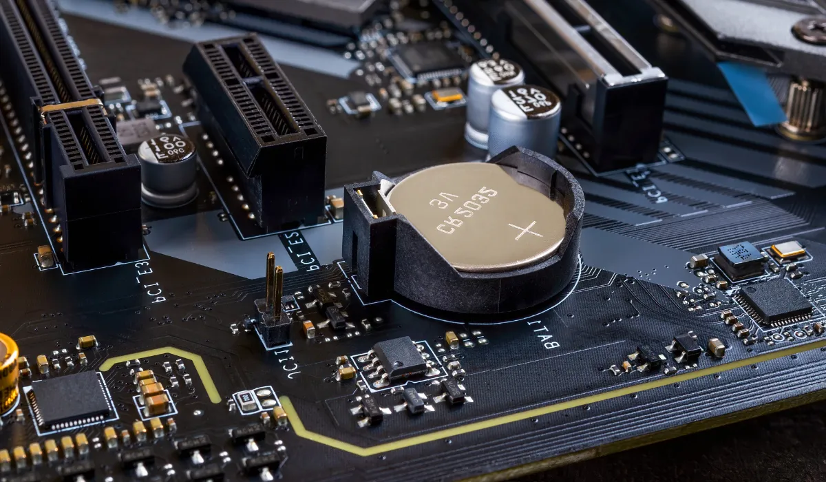 Interfaz gráfica de una BIOS UEFI moderna mostrando la opción para actualizar