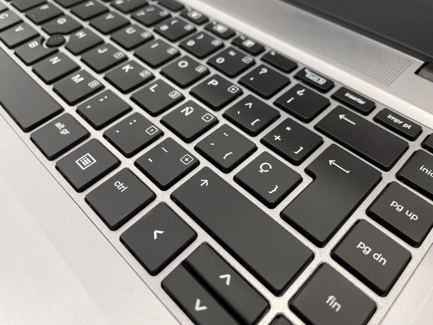 Detalle de un teclado publicado por Ecoportatil